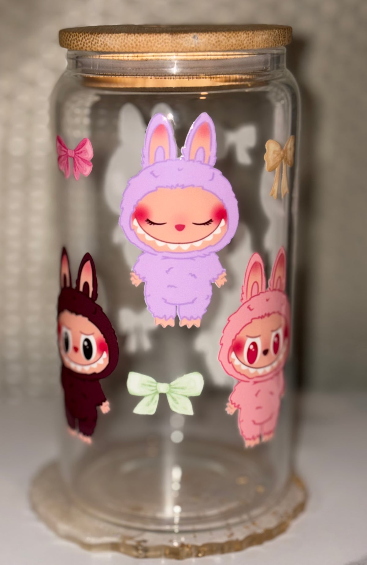 LaBuu bows cup