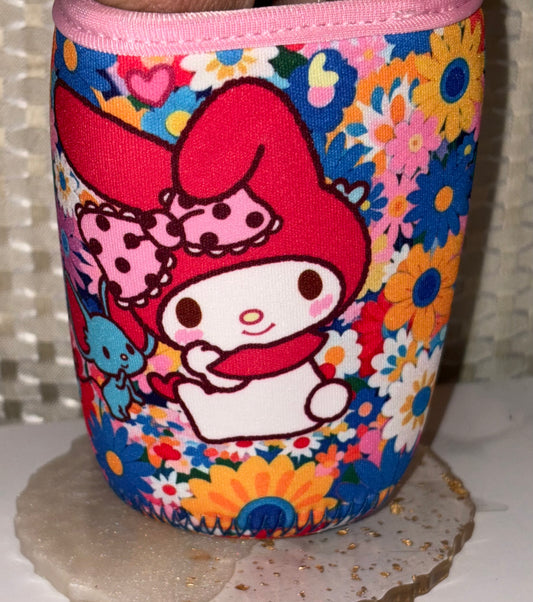 Floral Melody’s cup sleeves fits small