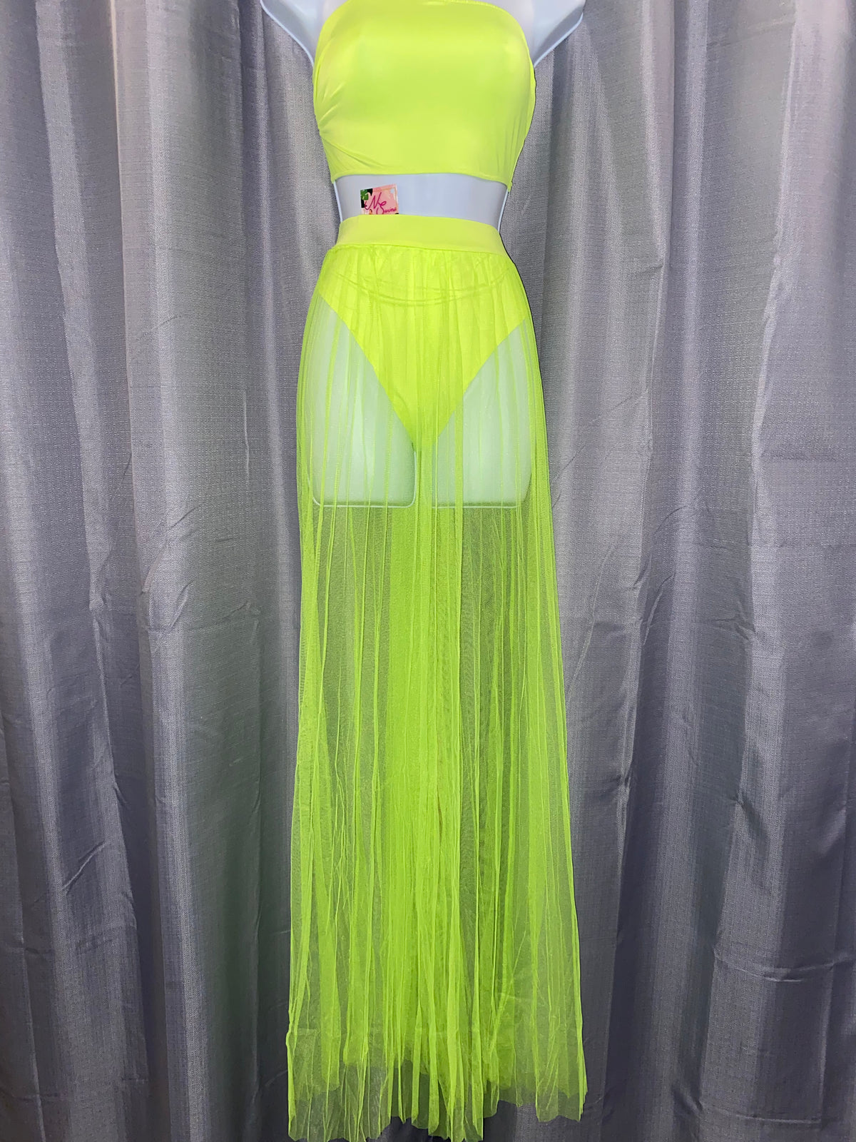 Bright green 2-piece